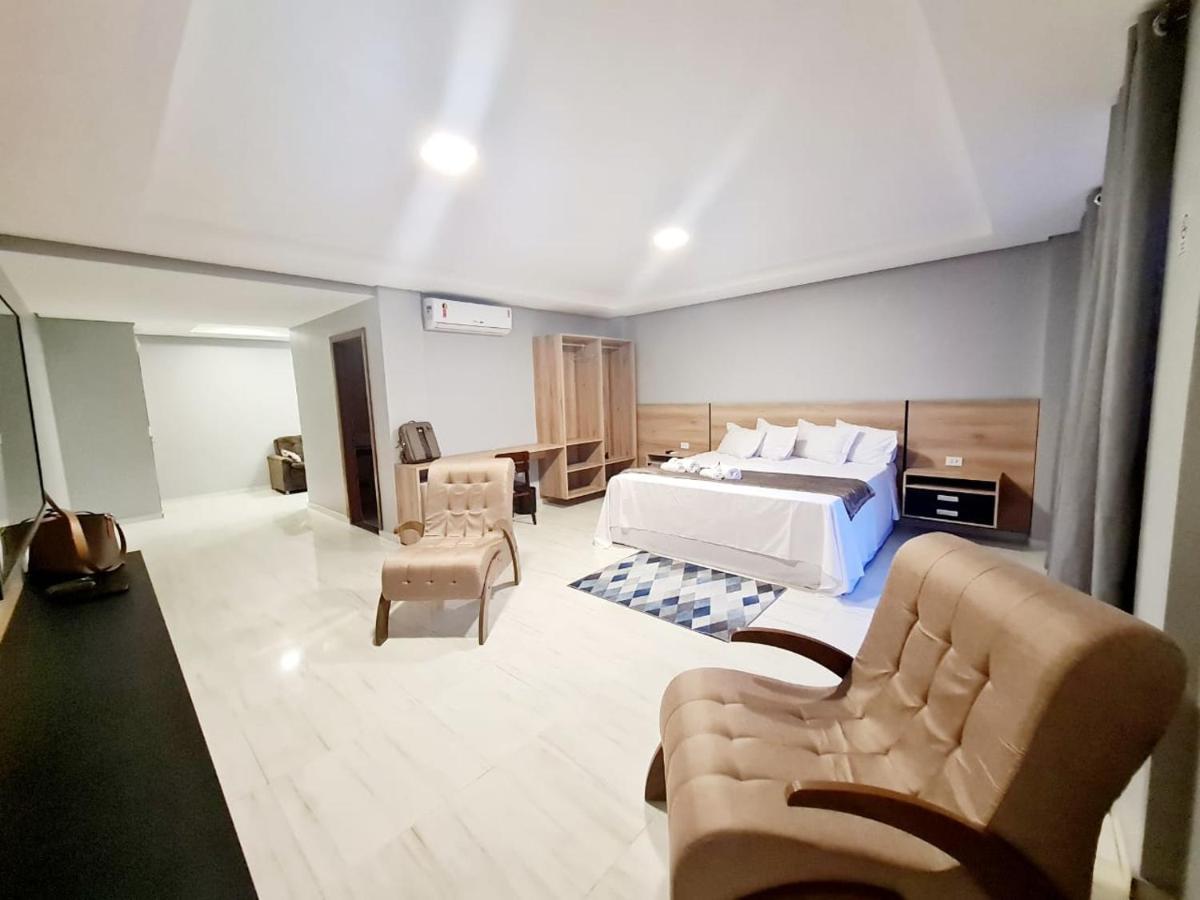 Royal Hotel Tailandia Buitenkant foto